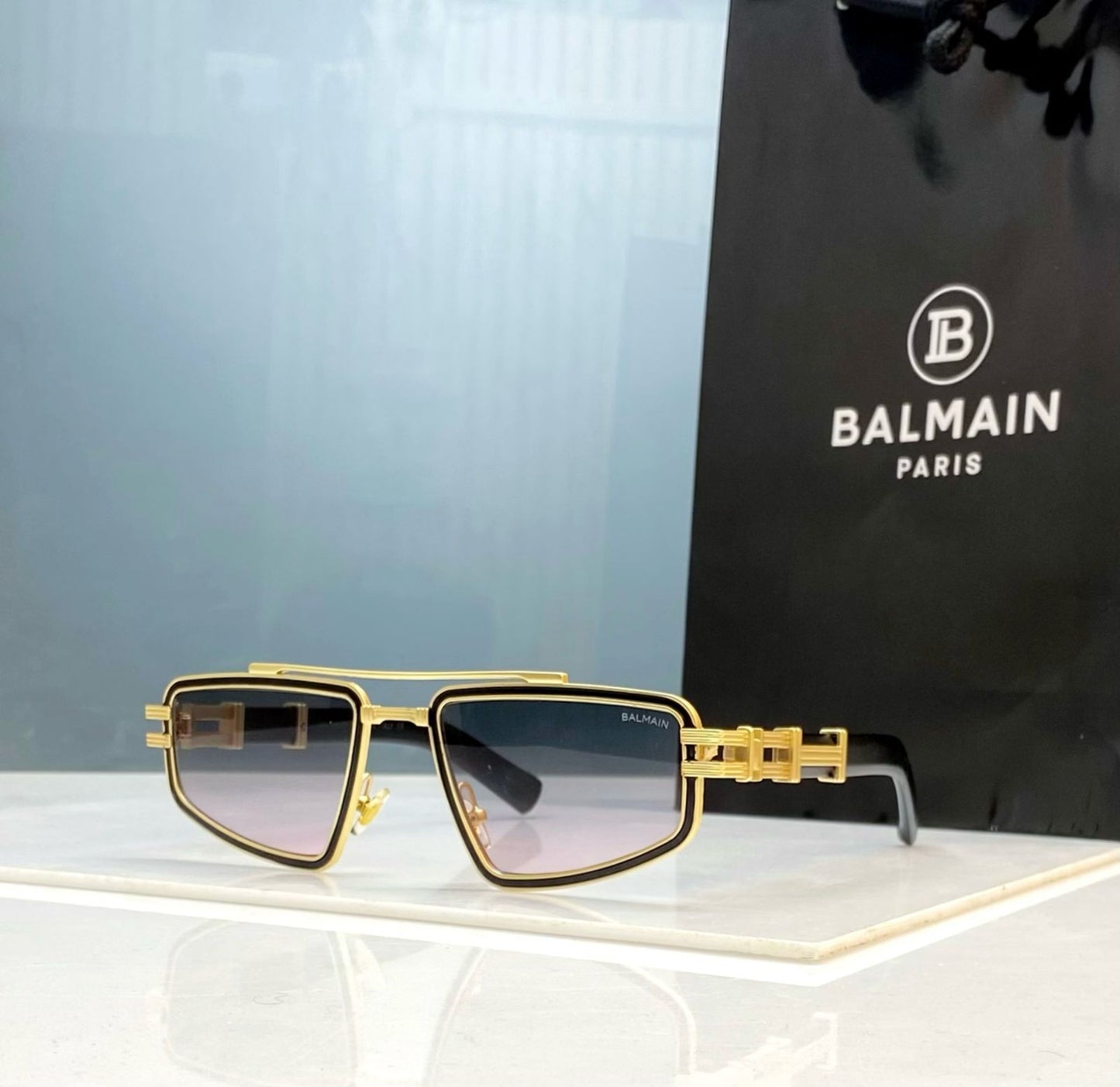 4-Colours Goggles – Bold Looks, Luxe Vibes