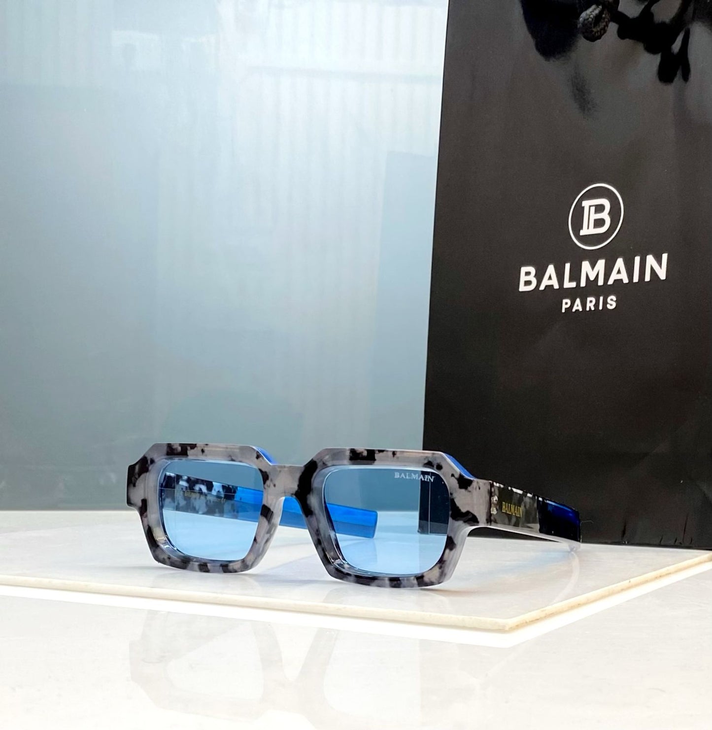 7-Colours Goggles β Iconic Style in Every Shade