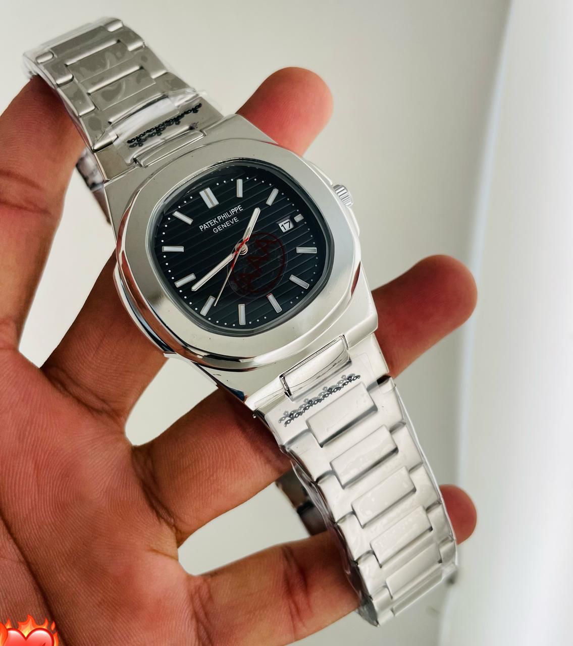Gents Quartz Watch – Classic Design with Butterfly Lock
