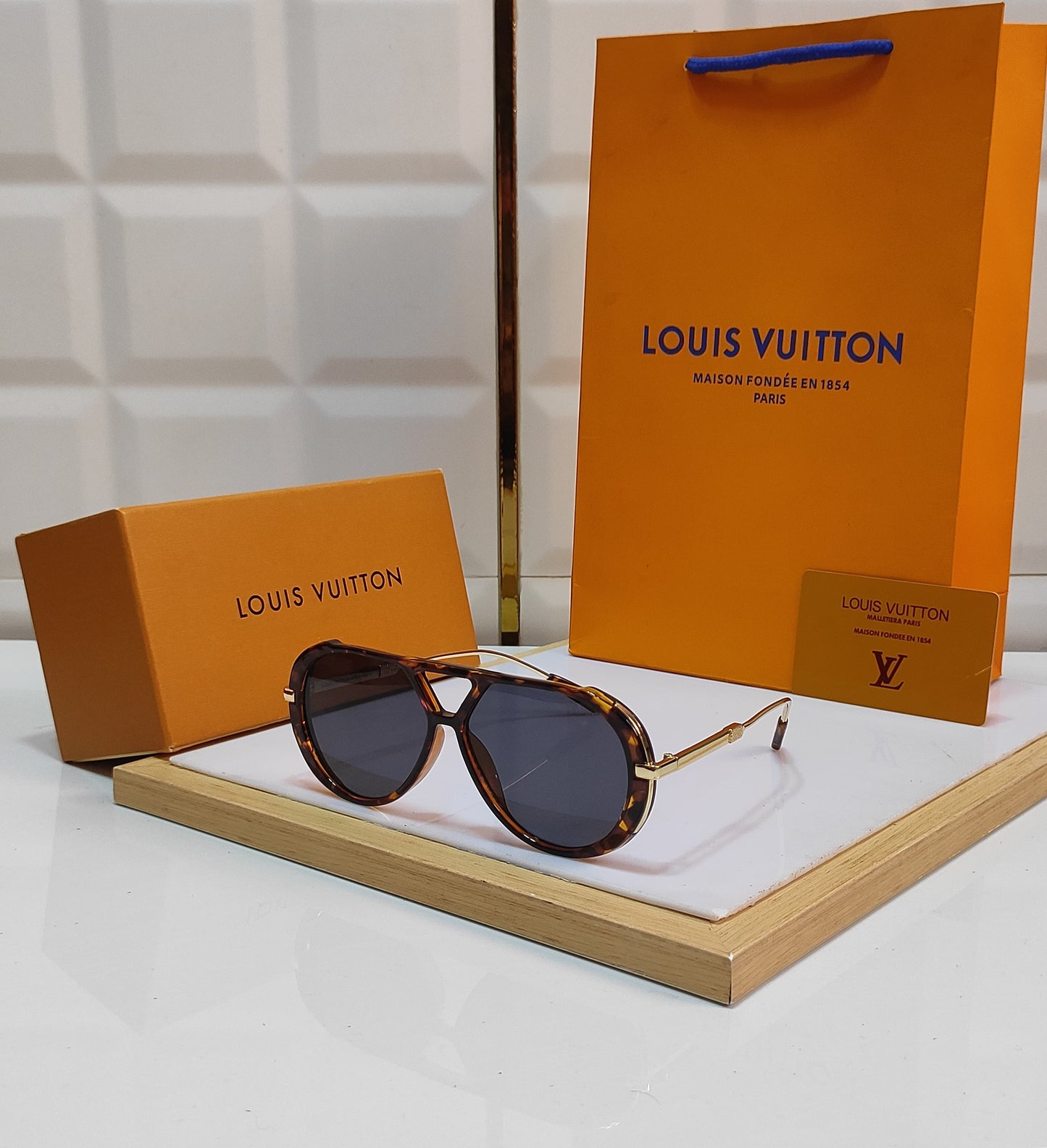 Vuitton Shades Goggles in Mix Colors