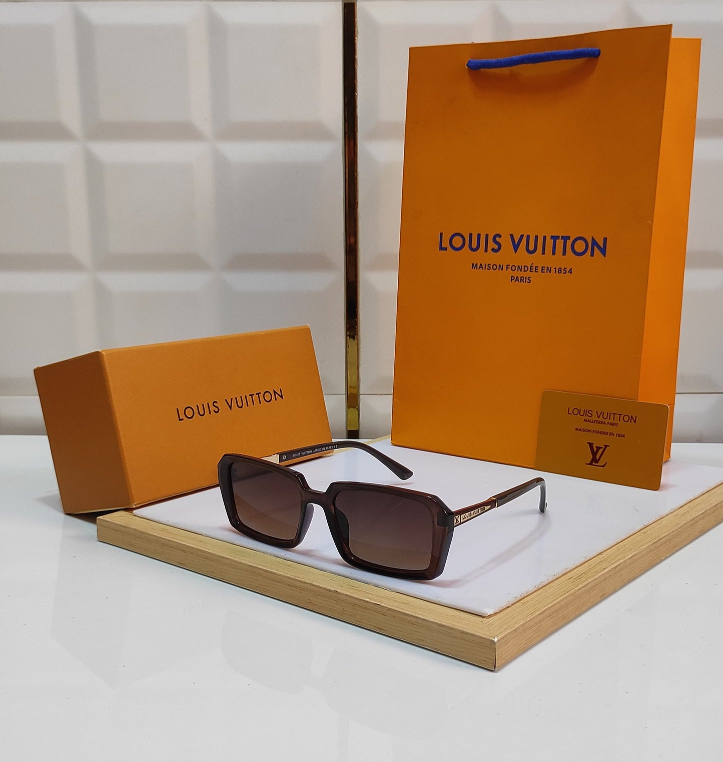 Vuitton Shades Sunglasses in Mix Colors
